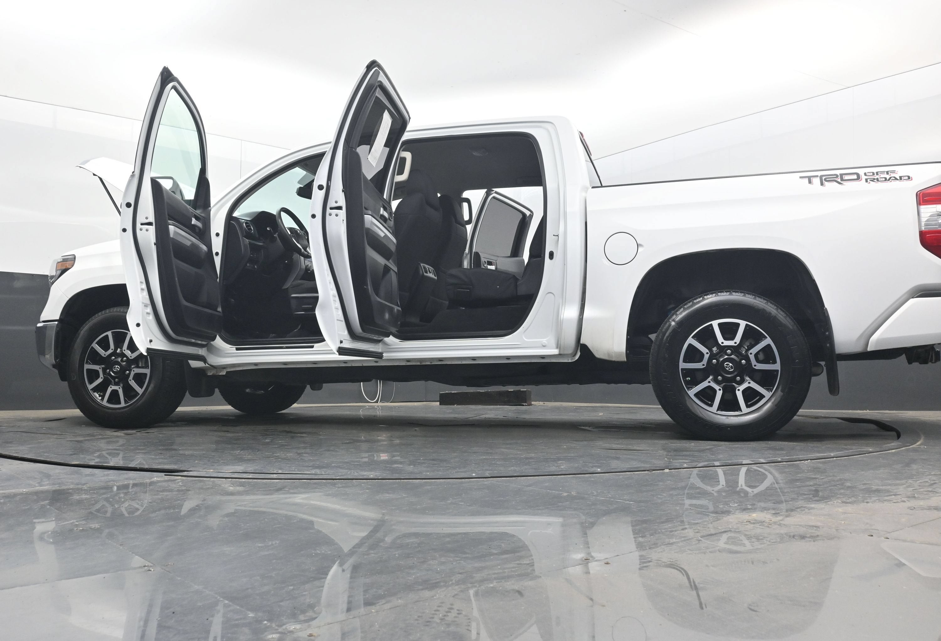 2021 Toyota Tundra 2WD SR5
