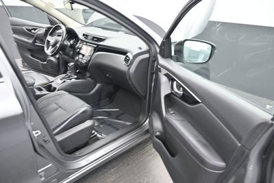 2017 Nissan Rogue Sport SL