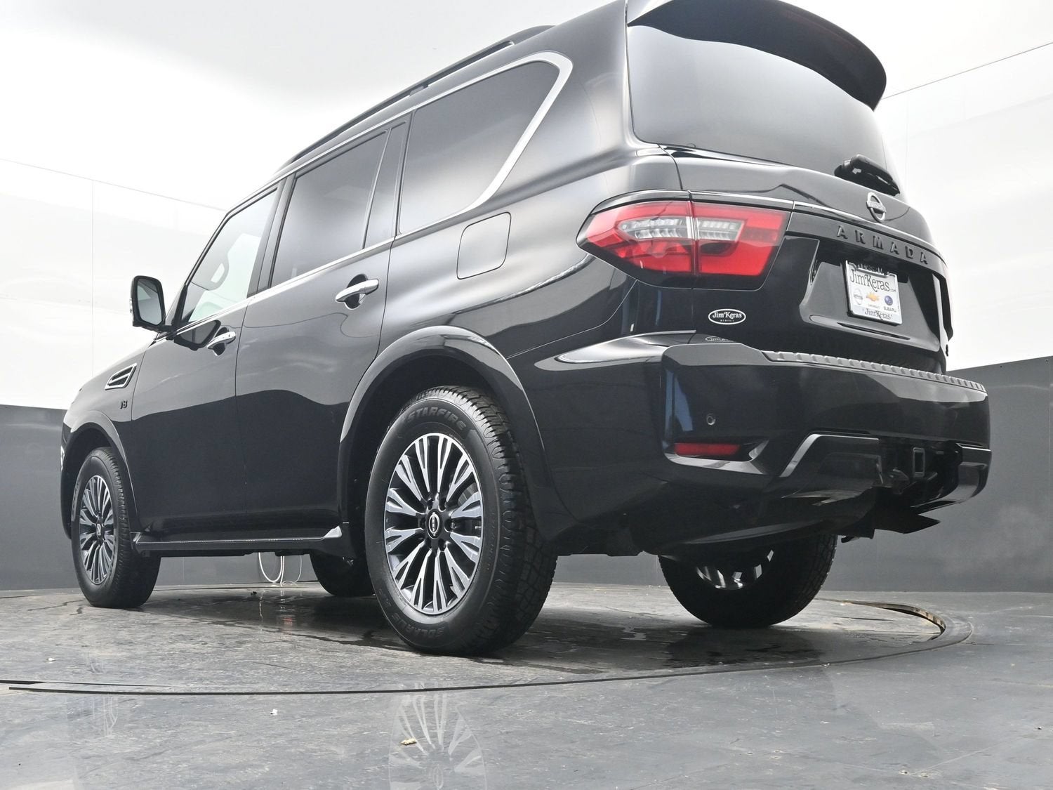2022 Nissan Armada SL