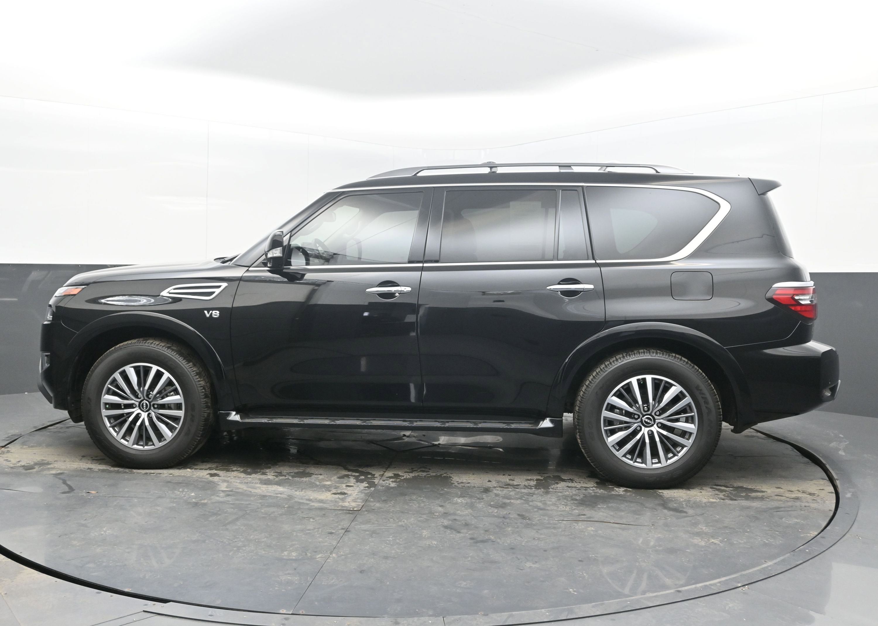 2022 Nissan Armada SL