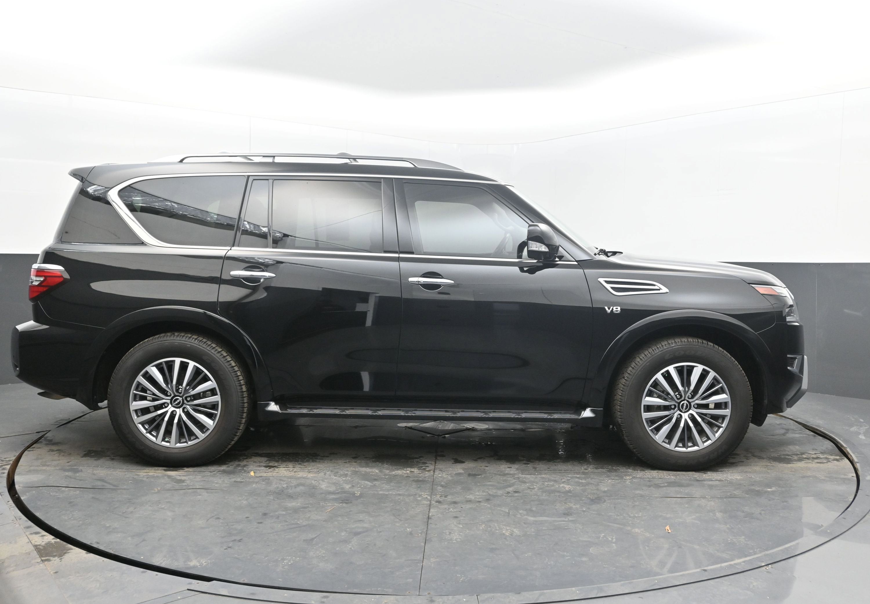 2022 Nissan Armada SL
