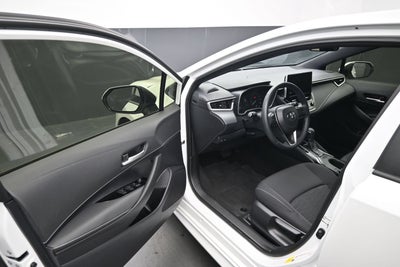 2025 Toyota Corolla Hatchback SE