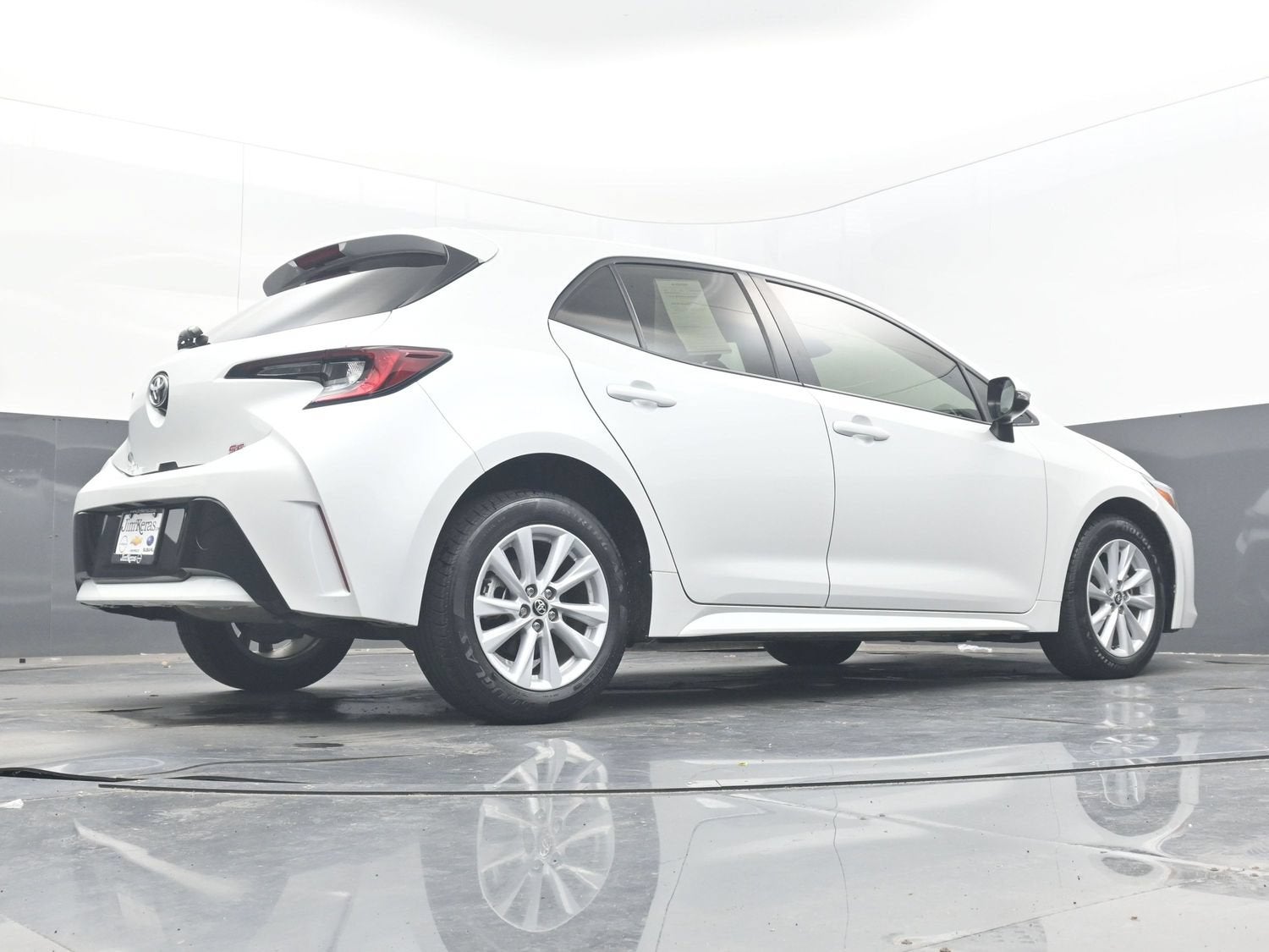 2025 Toyota Corolla Hatchback SE