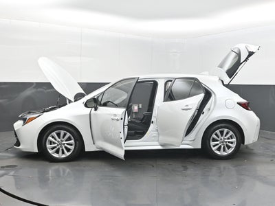 2025 Toyota Corolla Hatchback SE