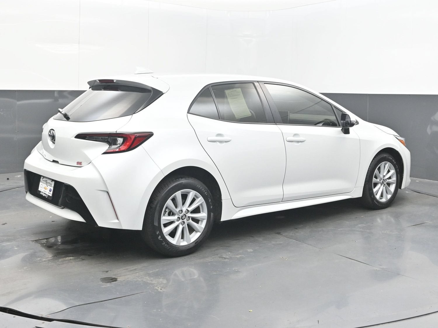 2025 Toyota Corolla Hatchback SE