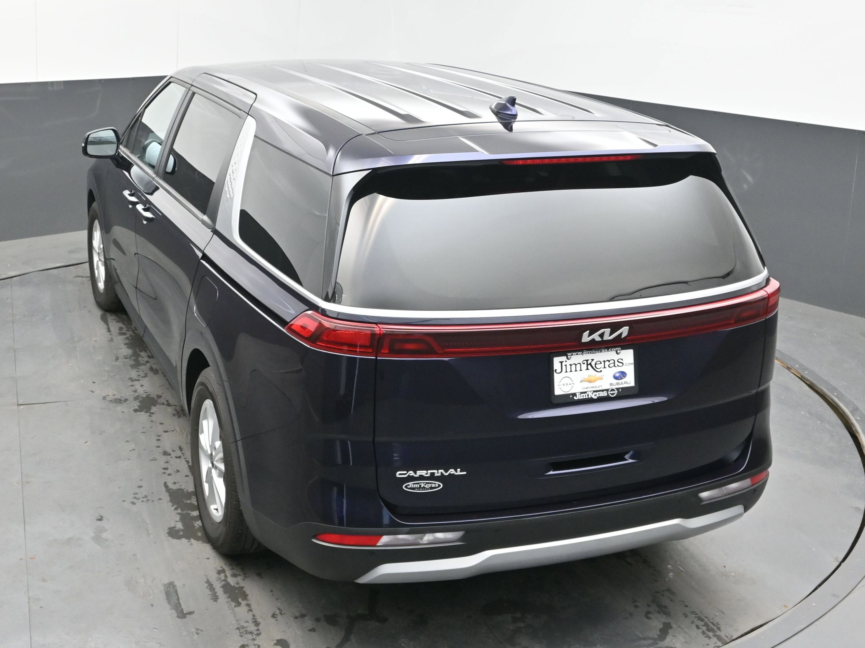 2023 Kia Carnival LX