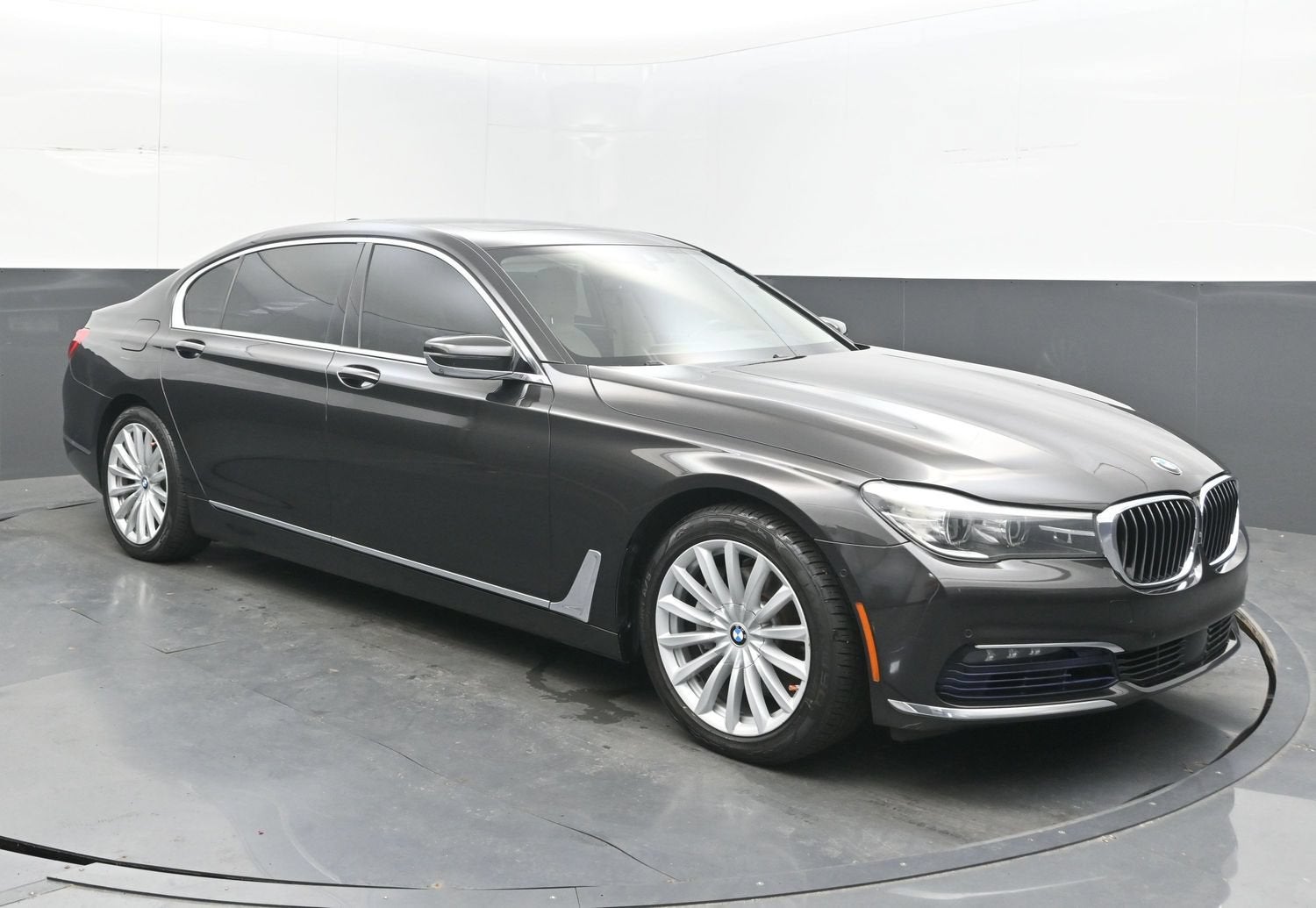 2017 BMW 7 Series 740i xDrive