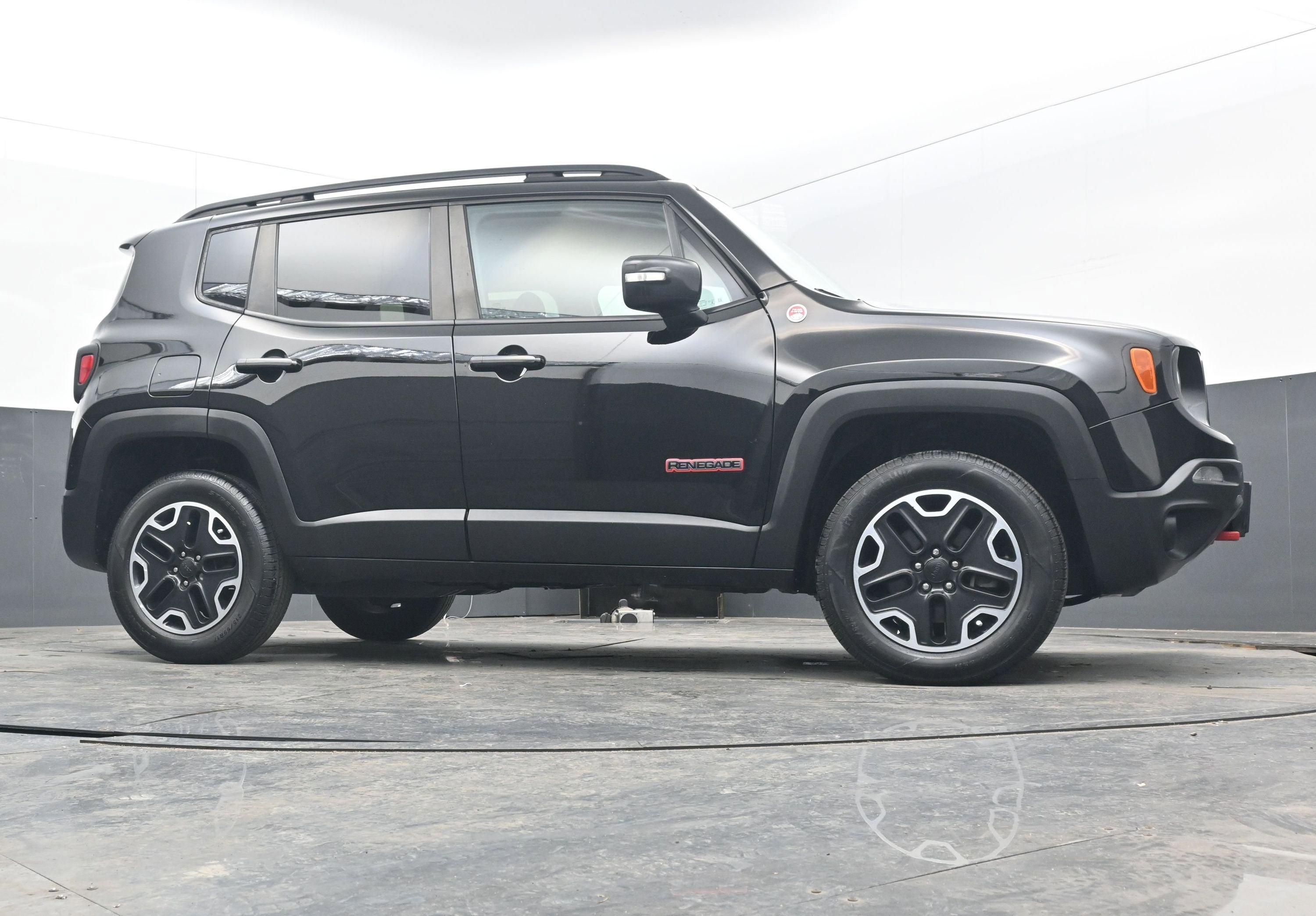 2017 Jeep Renegade Trailhawk