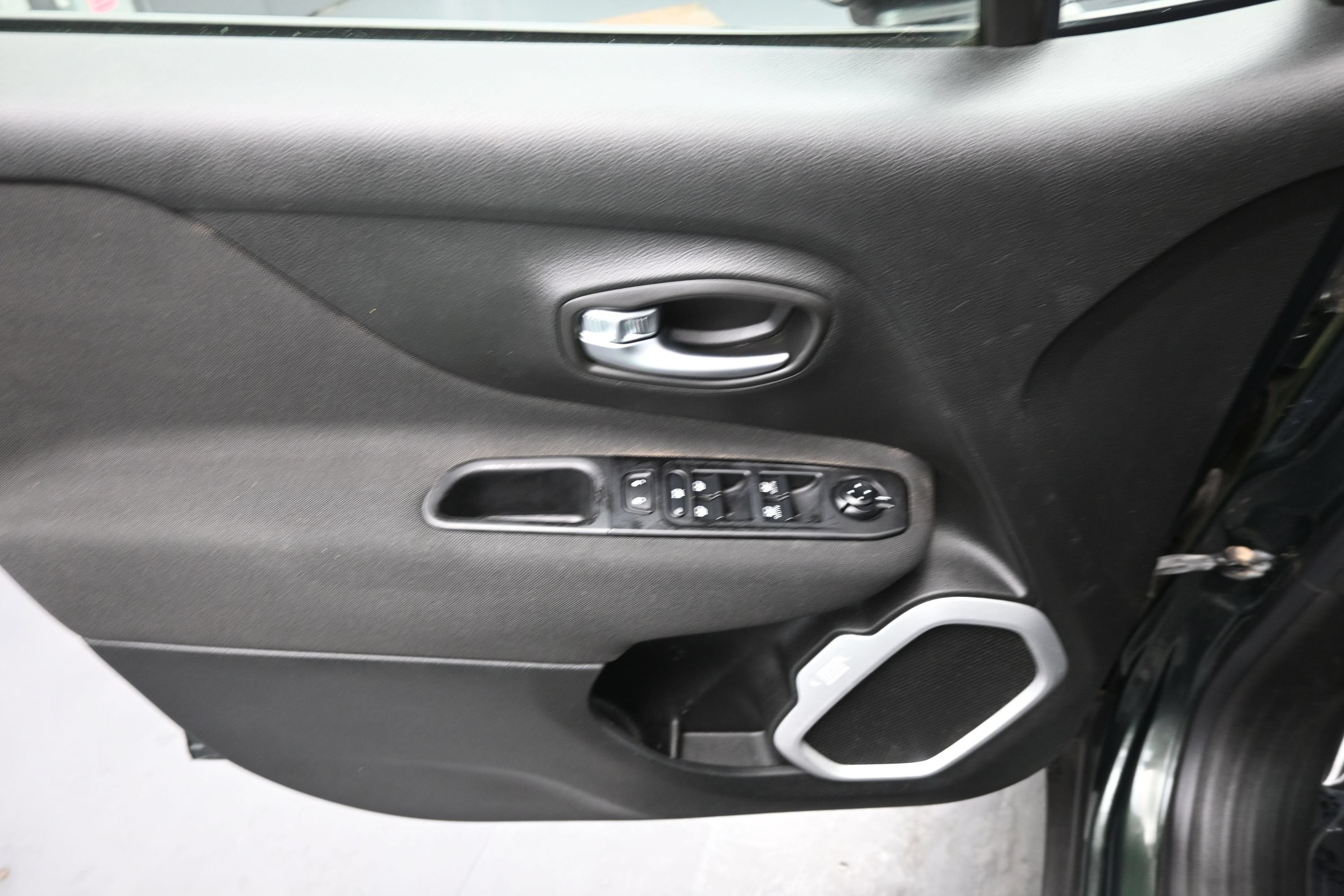 2021 Jeep Renegade Jeepster